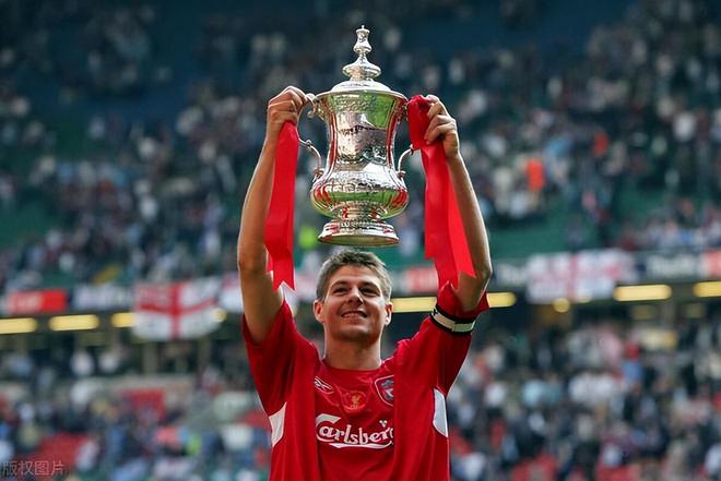 爱游戏官网 -孟菲斯灰熊内部会议纪要流出——清晨手感冰凉；英超使命明确；数据趋势出现新变化的简单介绍